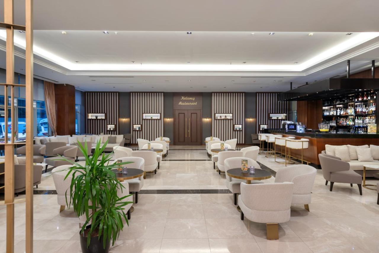 Miracle Istanbul Asia Airport Hotel & Spa Ngoại thất bức ảnh The lounge at Istanbul Atatürk Airport