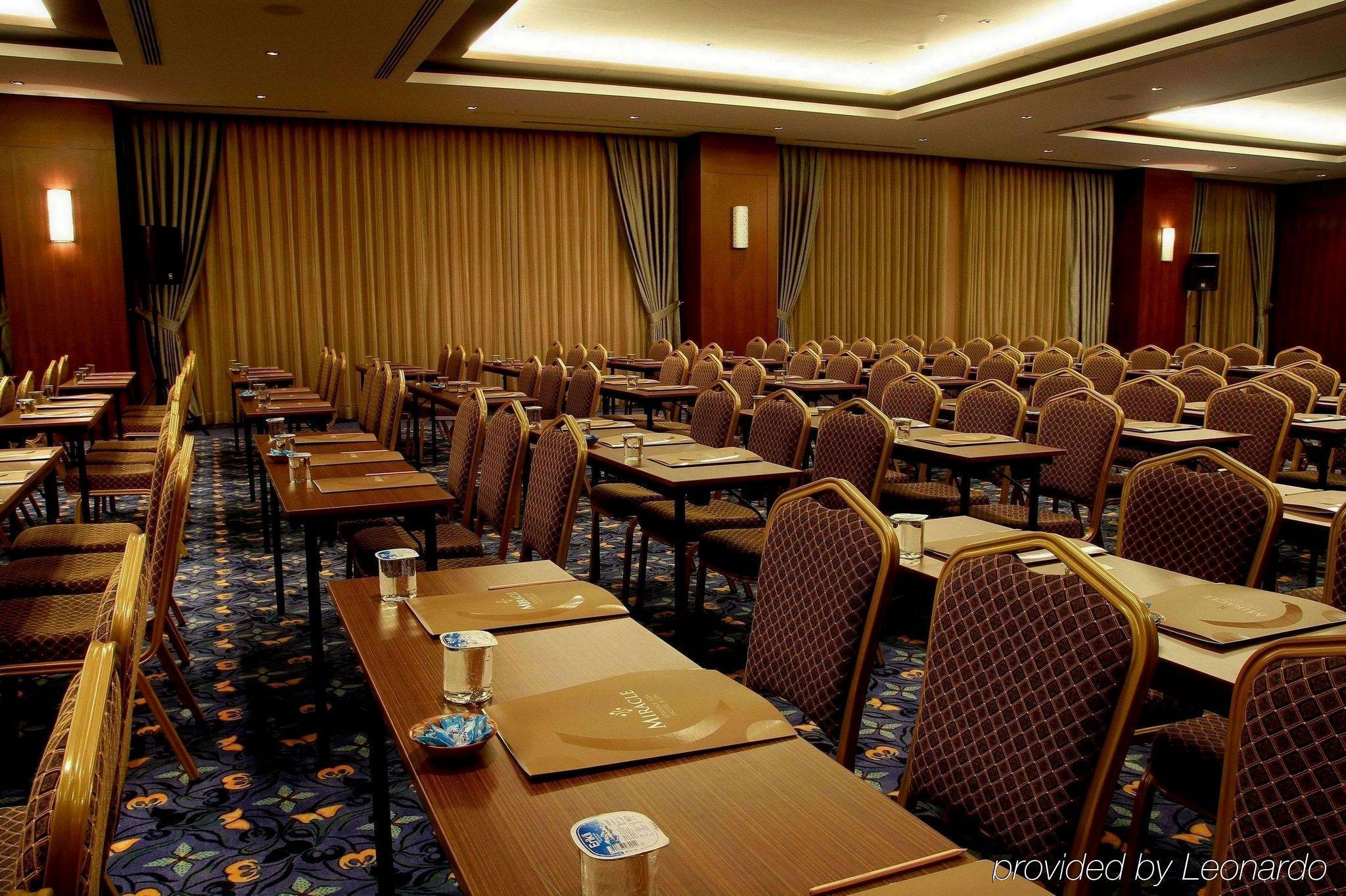 Miracle Istanbul Asia Airport Hotel & Spa Ngoại thất bức ảnh A typical conference room