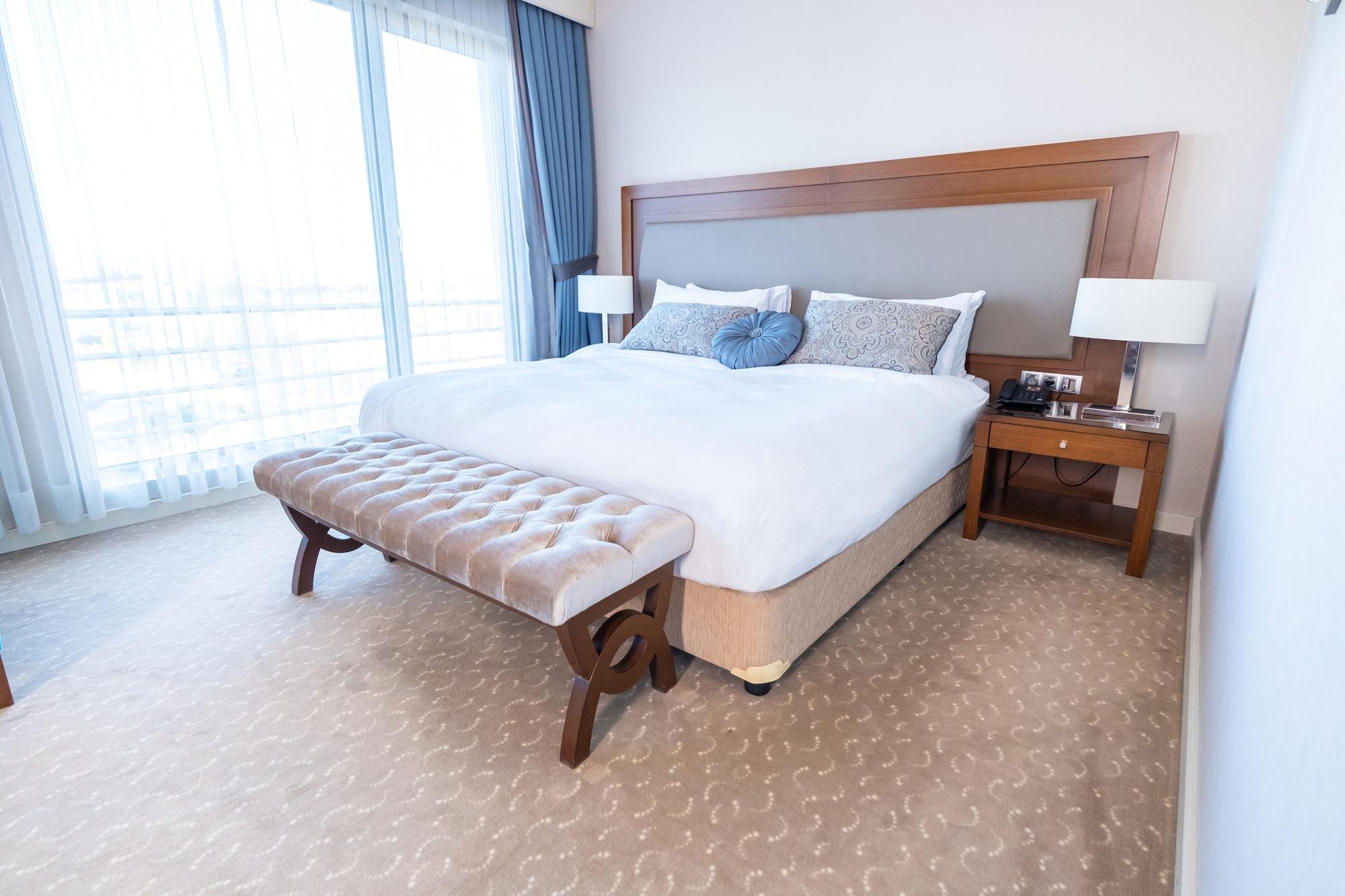 Miracle Istanbul Asia Airport Hotel & Spa Ngoại thất bức ảnh A bedroom