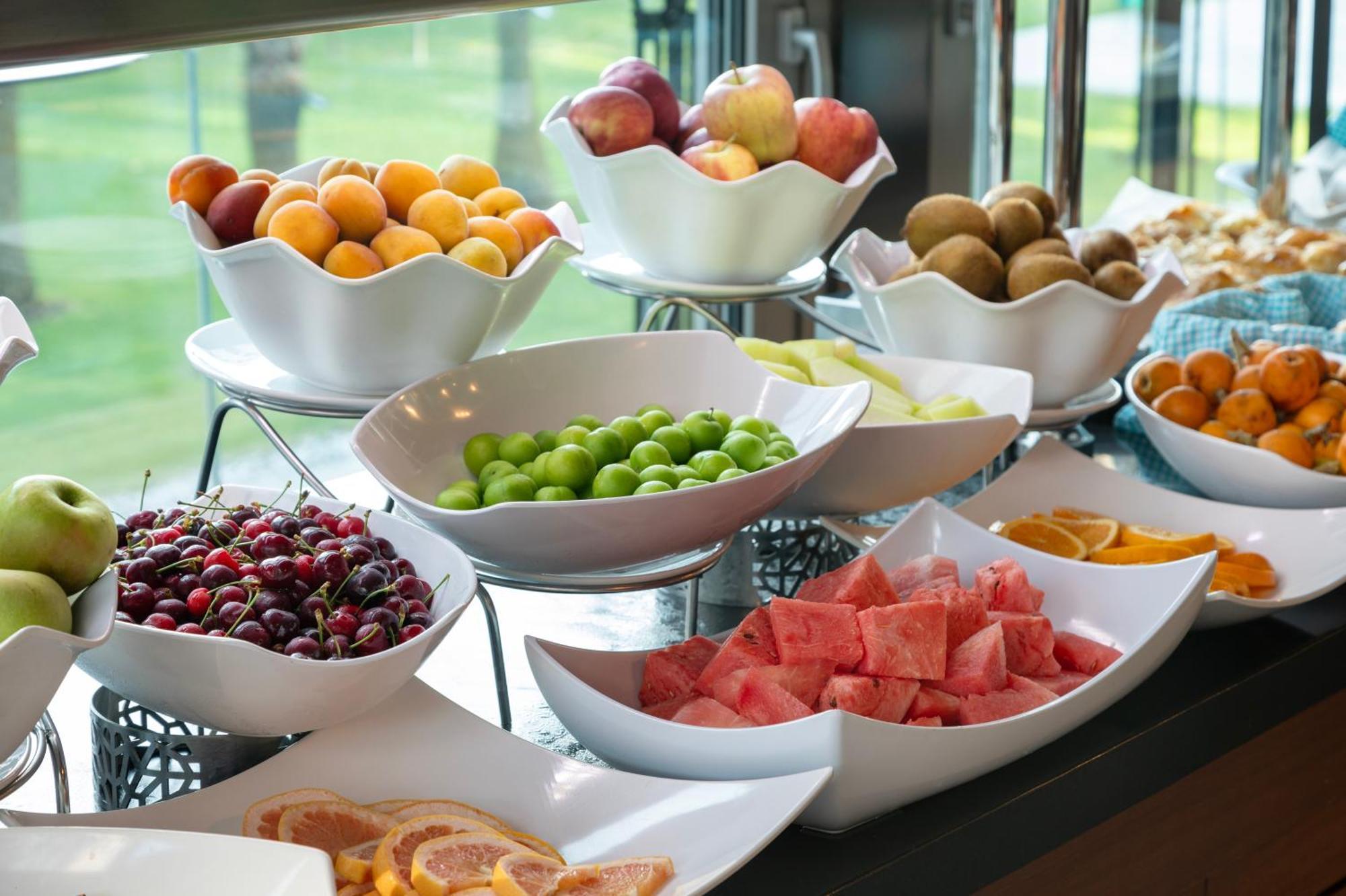 Miracle Istanbul Asia Airport Hotel & Spa Ngoại thất bức ảnh Fruit salad