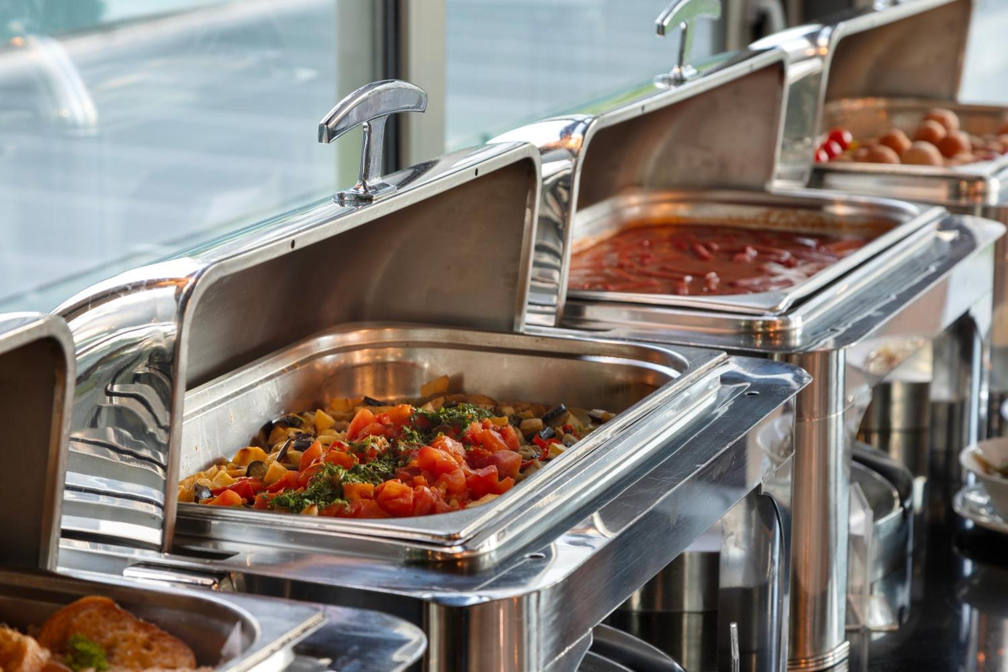 Miracle Istanbul Asia Airport Hotel & Spa Ngoại thất bức ảnh A chafing dish
