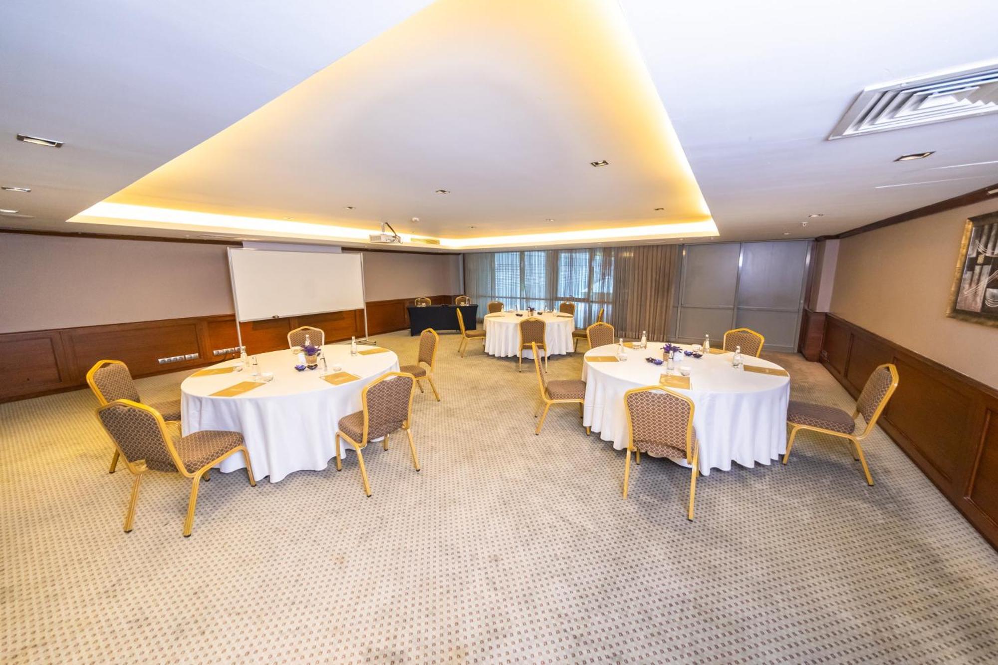 Miracle Istanbul Asia Airport Hotel & Spa Ngoại thất bức ảnh Meeting room