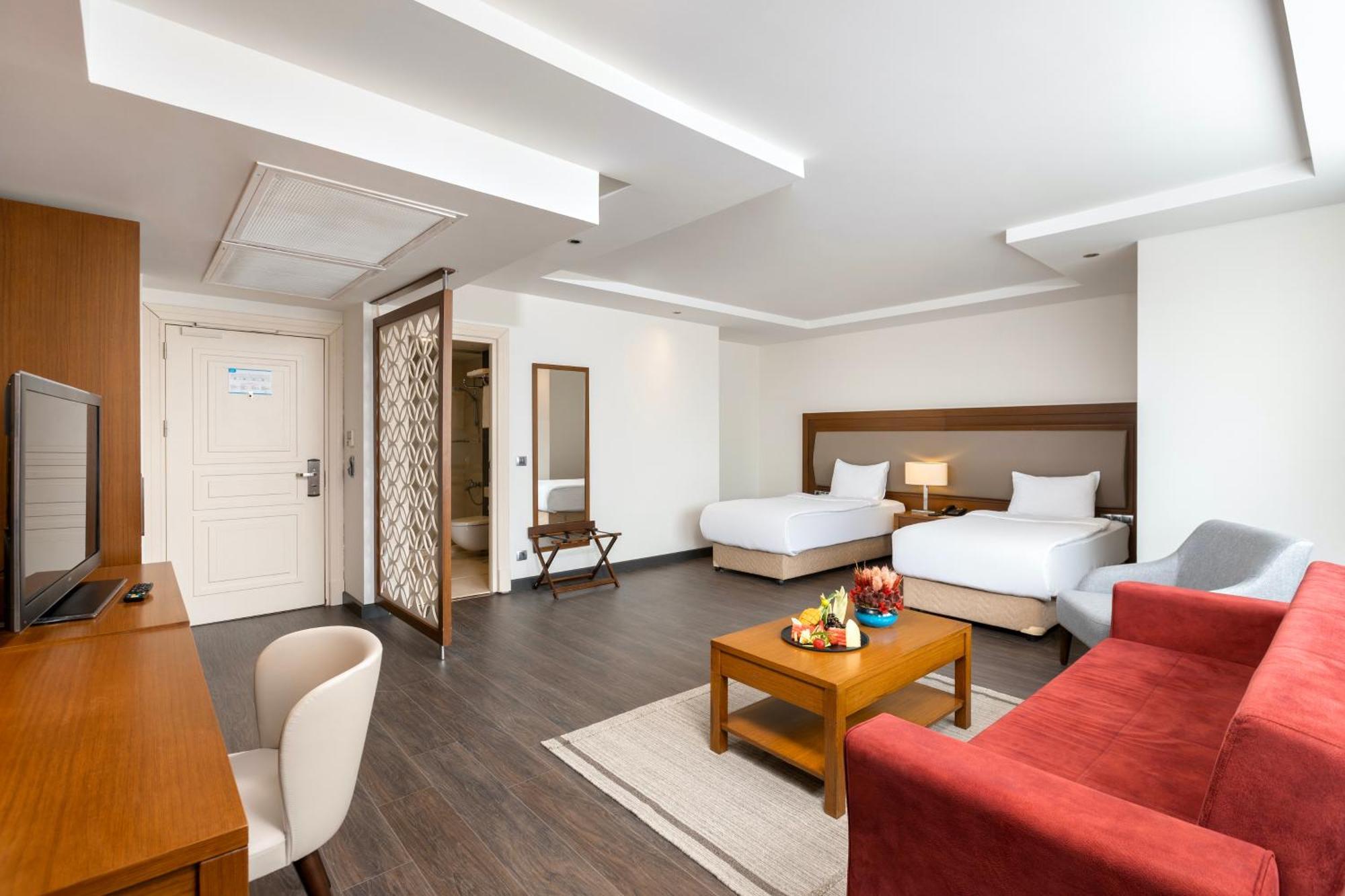 Miracle Istanbul Asia Airport Hotel & Spa Ngoại thất bức ảnh Deluxe Suite