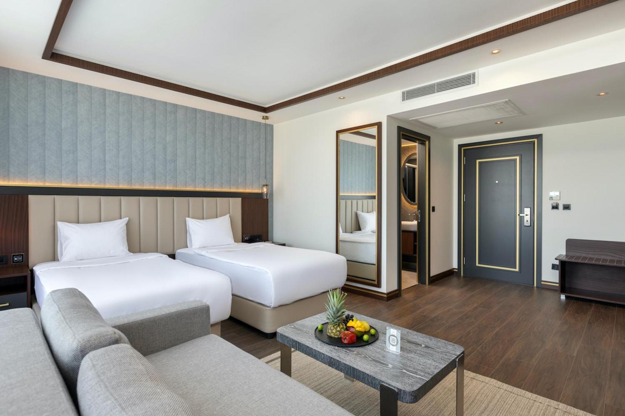 Miracle Istanbul Asia Airport Hotel & Spa Ngoại thất bức ảnh Deluxe Room